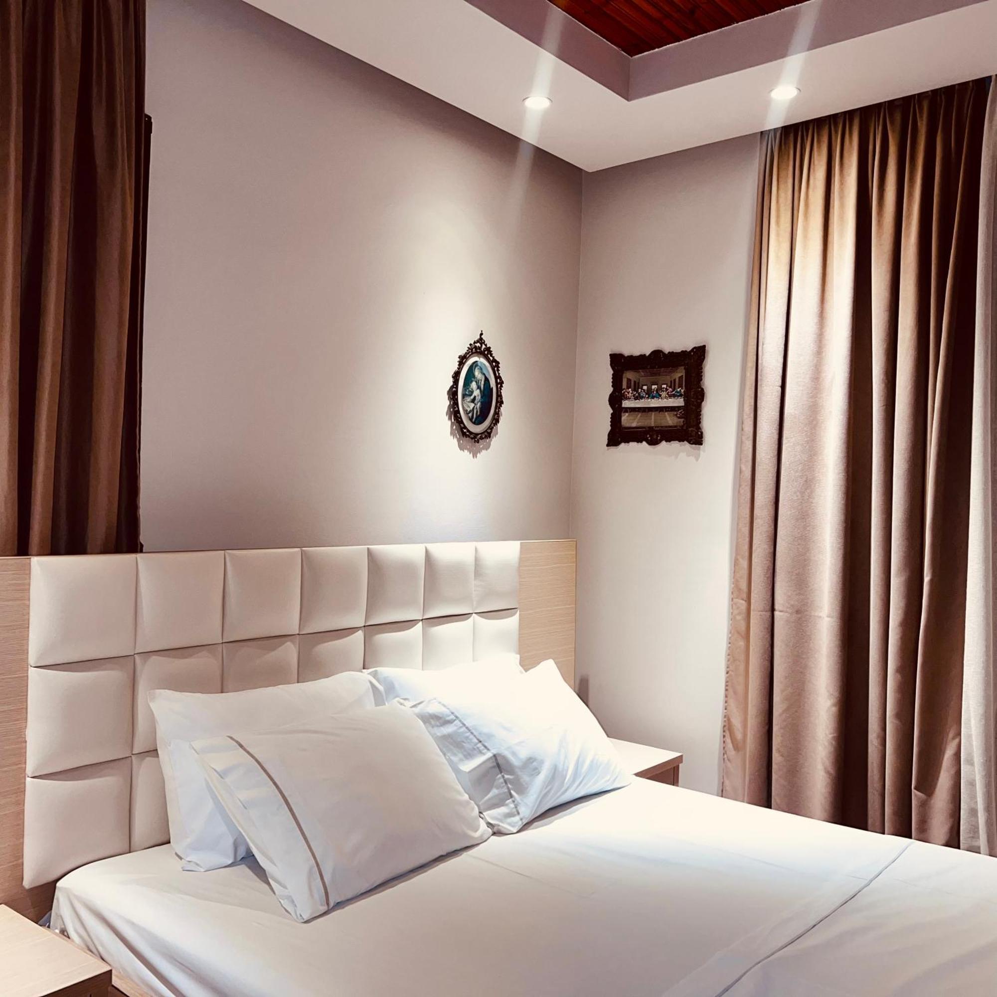 Hotel Lungomare Vlorë Exterior foto